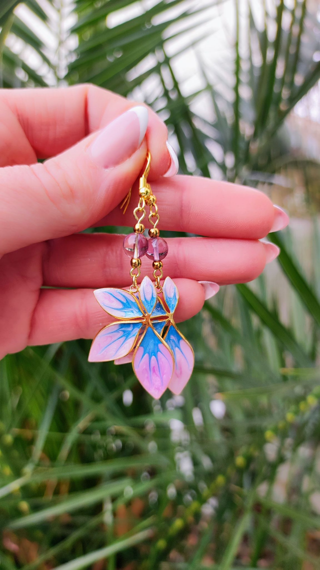 A Boucles d'oreilles "Fleur" émail et Amétrine