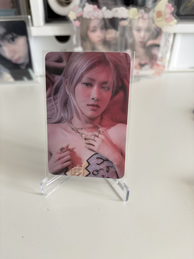 POB OFFICIEL Rosé DE BLACKPINK