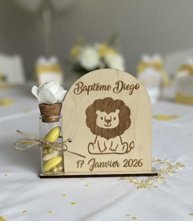 Support &amp; Fiole à dragées thème Lion