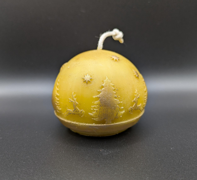 &#039;Snowglobe&#039; Gilded Beeswax Candle 