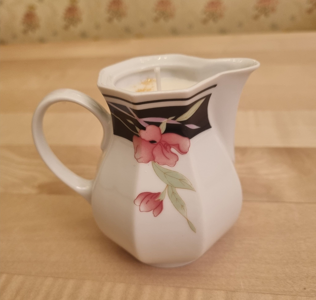 Kerze im Milchkännchen - Unikat