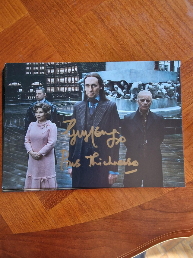 Autographe Guy Henry (Pius Thicknesse)