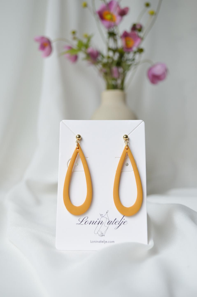 Mustard kolekcija - Lahki jesenski oker viseči uhani