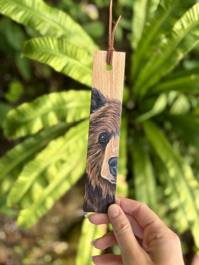 " Ours brun " - marque-page en bois  