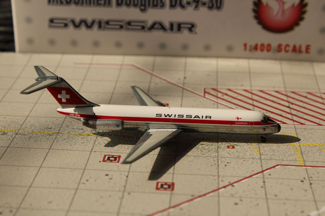 Swissair DC-9-30 (HB-IFW) &quot;Payerne&quot;, 1:400