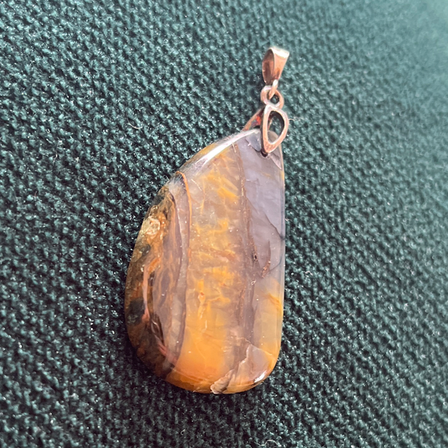 Pendentif en Nellite et bélière argent 