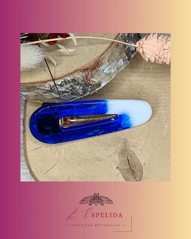 Barrette triangulaire 