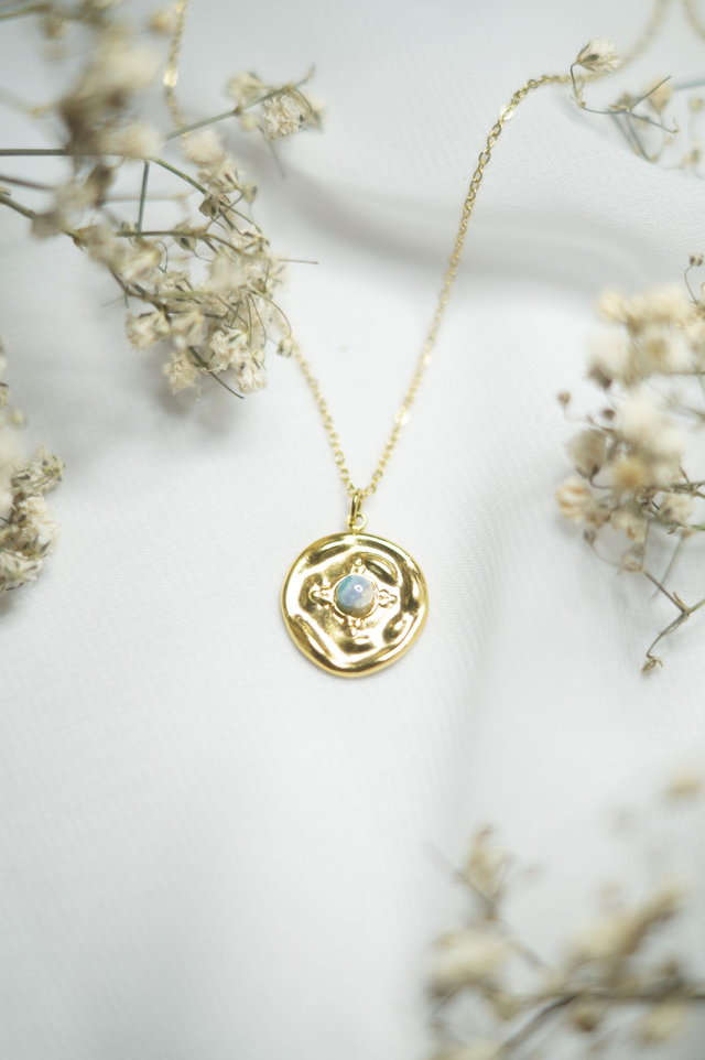 Collier Olivia - Plusieurs coloris disponibles