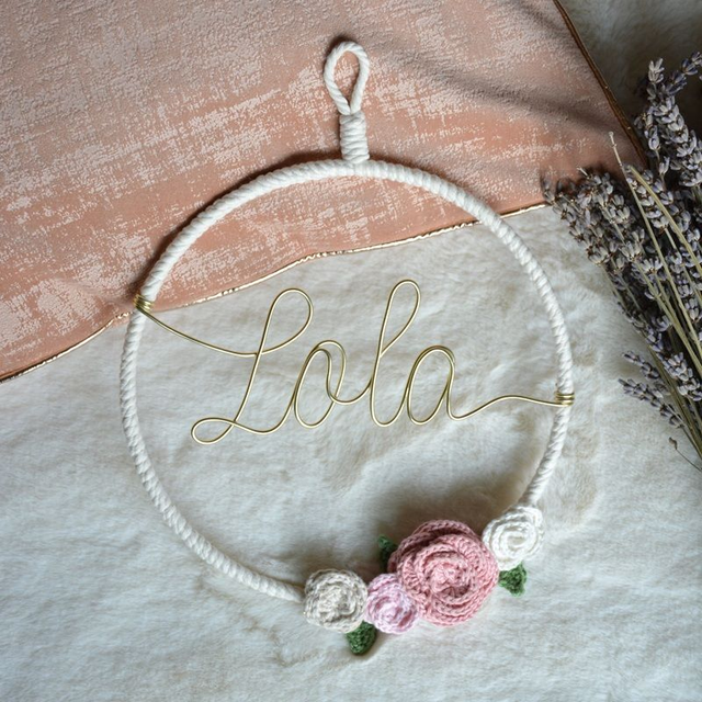 Couronne murale fleurie tons rose (20cm)