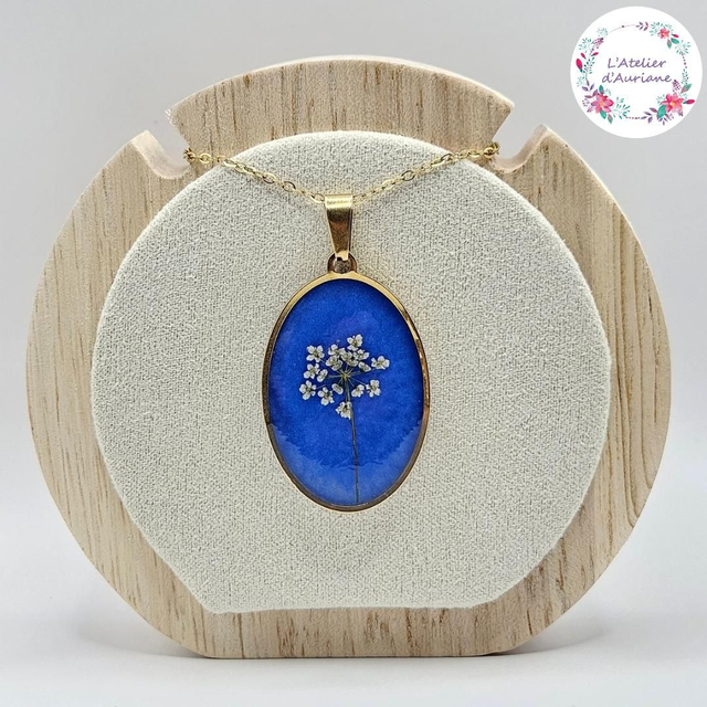 Collier "Reine Anne bleu" doré