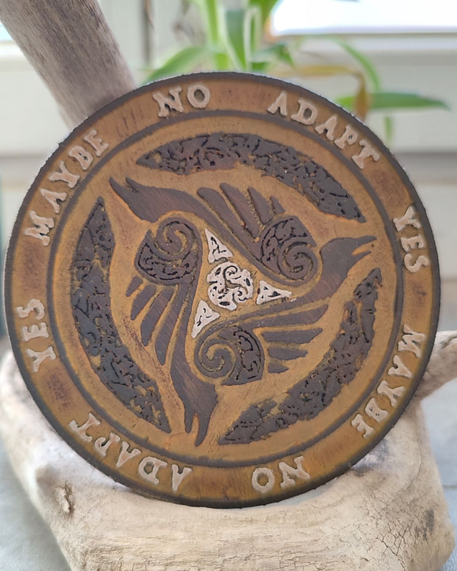 Planche de radiesthésie "Triple Corbeau" - 10 cm