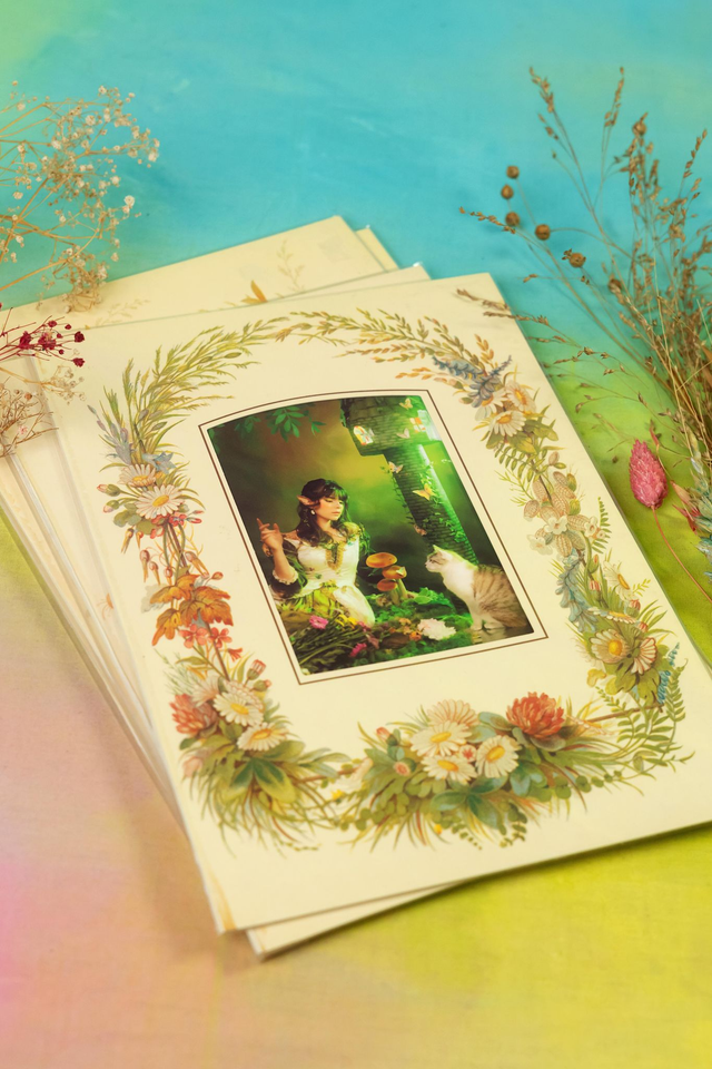 Print Vintage "La Tour aux Papillons"