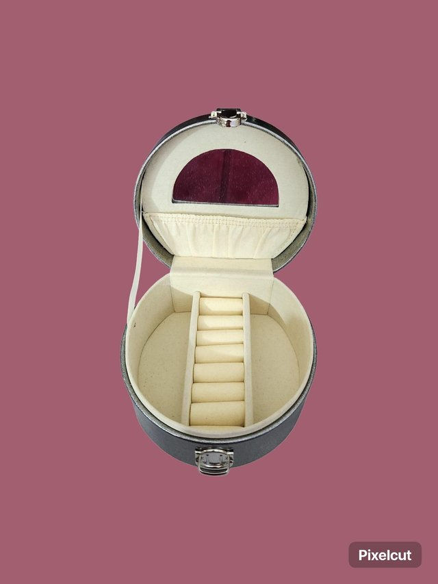 Petite boîte a bijoux 