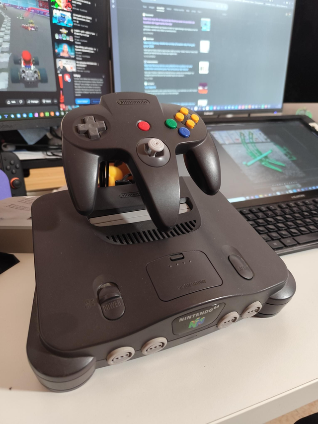 Support pour console Nintendo 64 noir