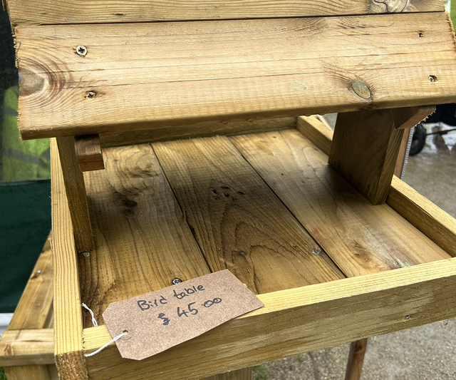 Bird table 