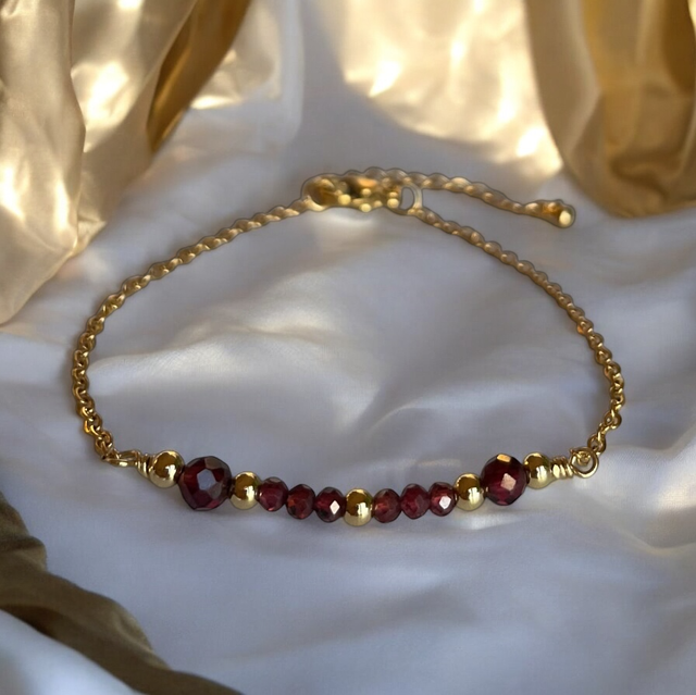 Bracelet Chaîne et Perles de Grenat