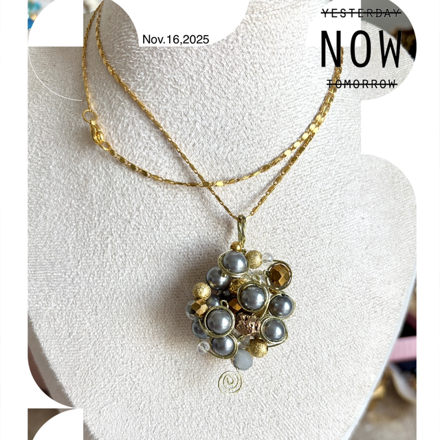 Collier perles grises Nuage