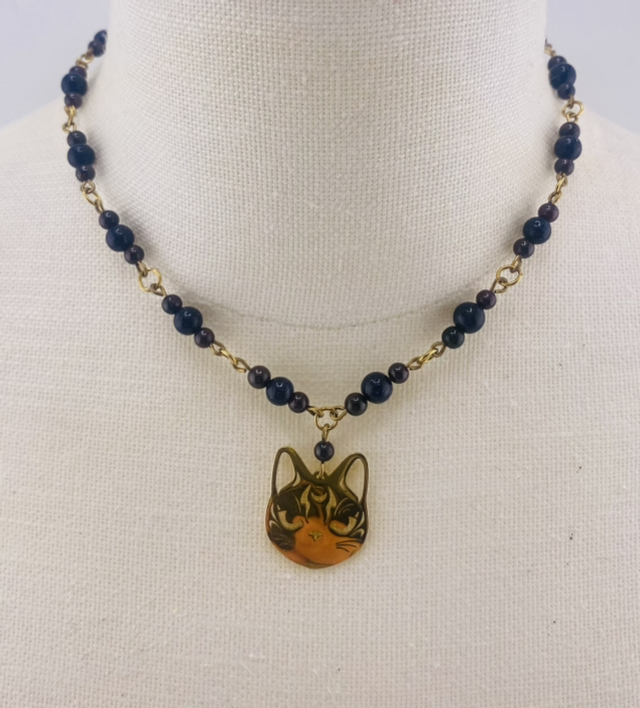 Kuro Neko - Naturstein-Halskette