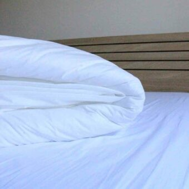 Linge à usage unique – Housse de couette 145 × 205