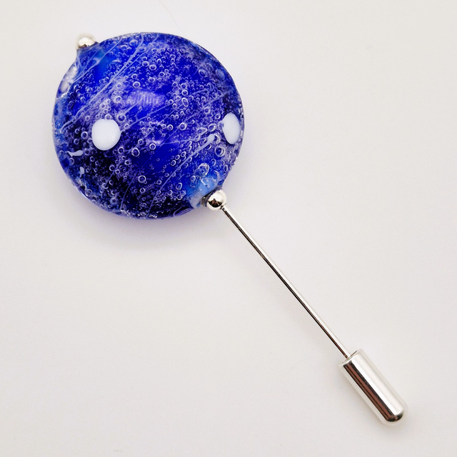Broche Planète bleu
