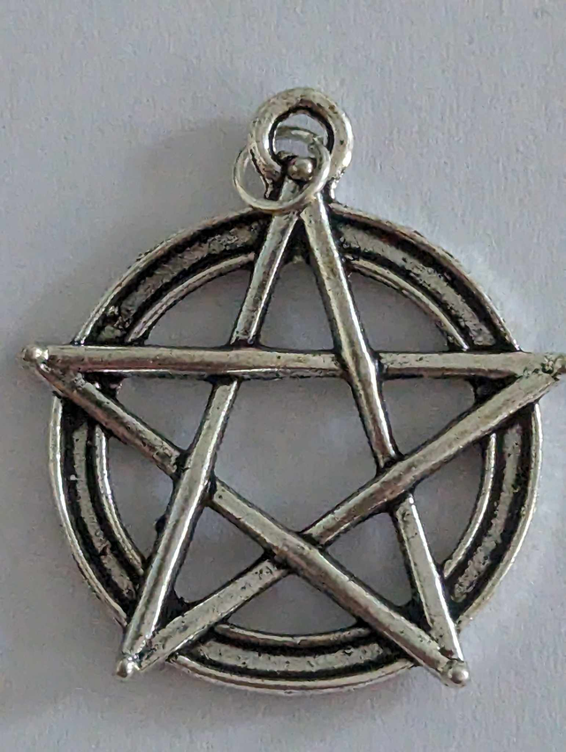 Pendentif pentagramme Gros