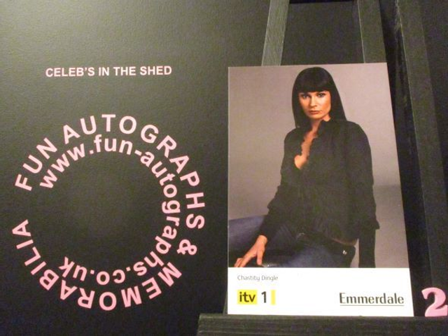 Lucy Pargeter (Chastity Dingle) Original Emmerdale Yellow &amp; Black Itv1 Logo Cast Card (2)