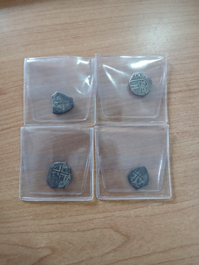 LOTE DE 4 MACUQUINAS 