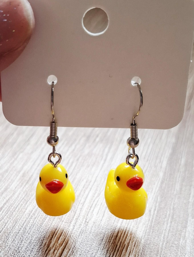 Yellow duck drop earrings 