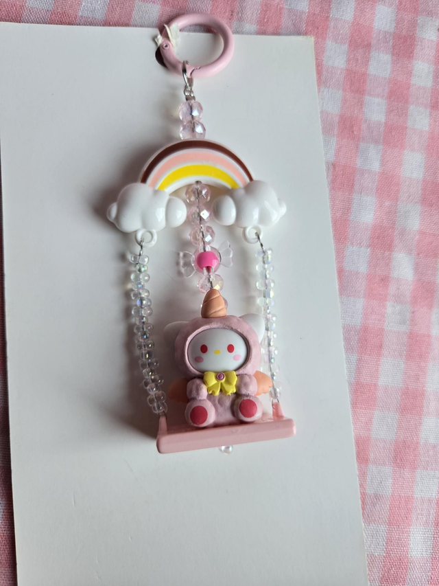 Hello Kitty swing keychain