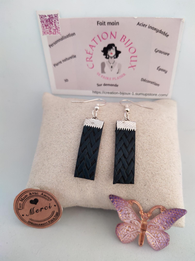 Boucle d'oreille similicuir 