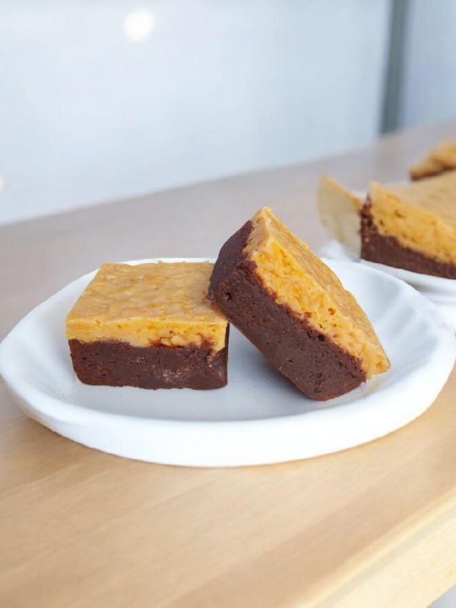 Caramel Cornflake Brownie 