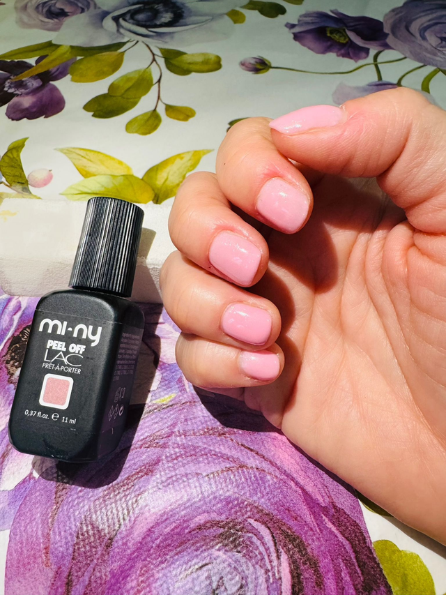 SMALTO SEMIPERMANENTE peel off