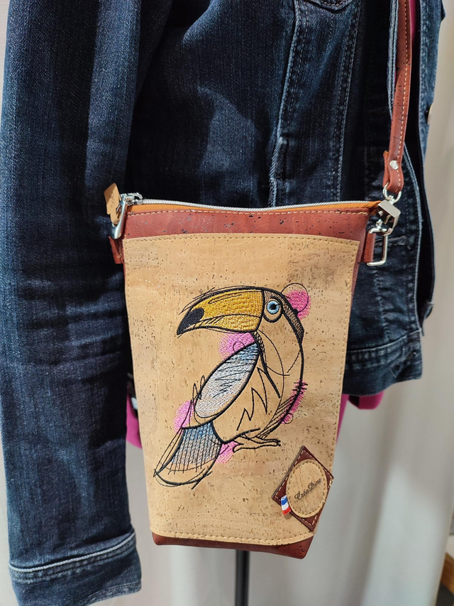 Sac brodé TOUCAN 