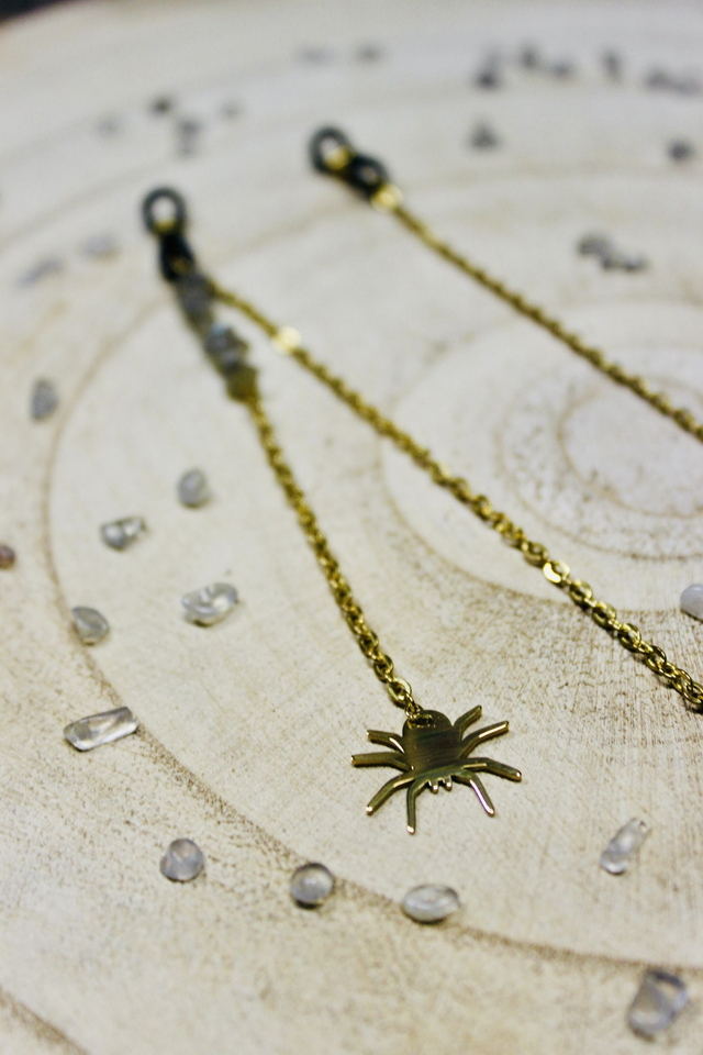 Chaine de lunettes touche de magie dorée personnalisée Araignée Tisseuse de Magie