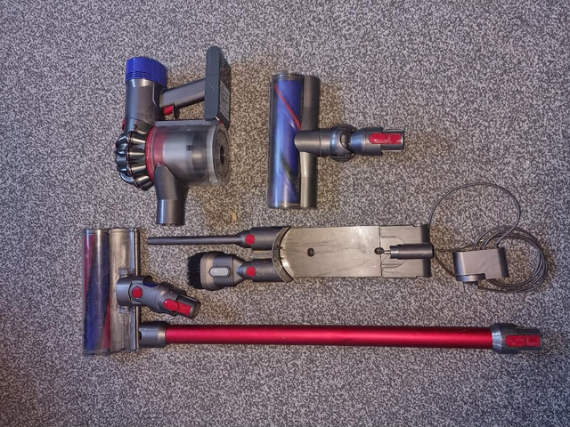 Dyson V8 Total Clean Cordless Vacuum #2