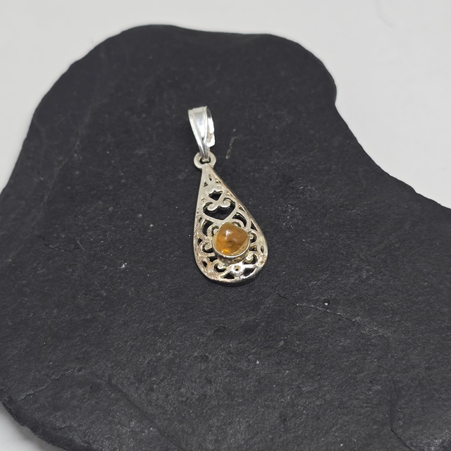 925 Sale: Sterling Silver Filigree Teardrop Pendant – Amber Seaglass