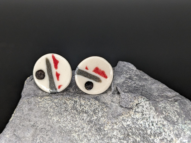 Boucles d'oreilles "puces" en céramique