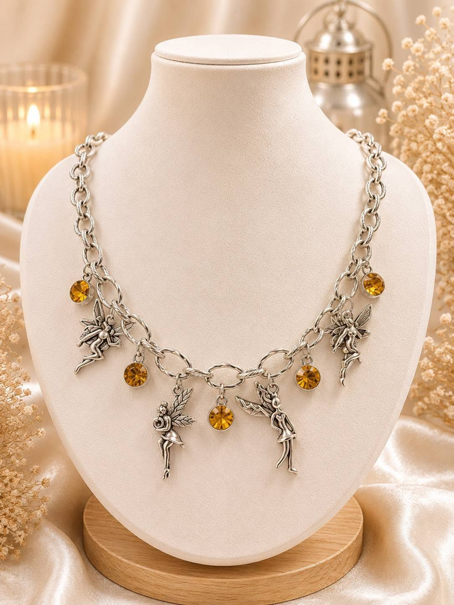 Collier breloques argenté