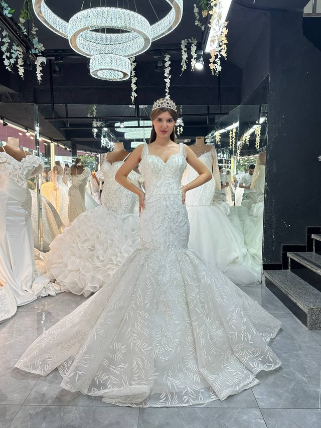 Robe de Mariée Sirène sans manches à Paillettes / Réf : RMS52