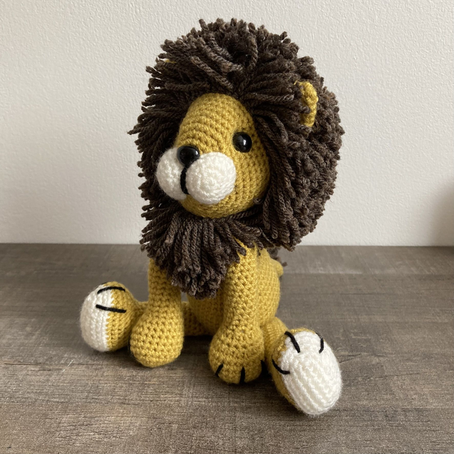 Peluche Tyrion le lion au crochet
