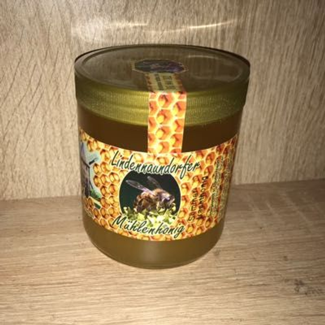 Frühjahrstracht Echter Deutscher Honig