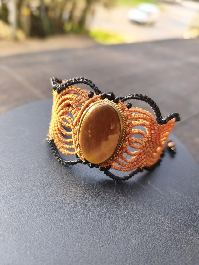 Manchette oeil du tigre 