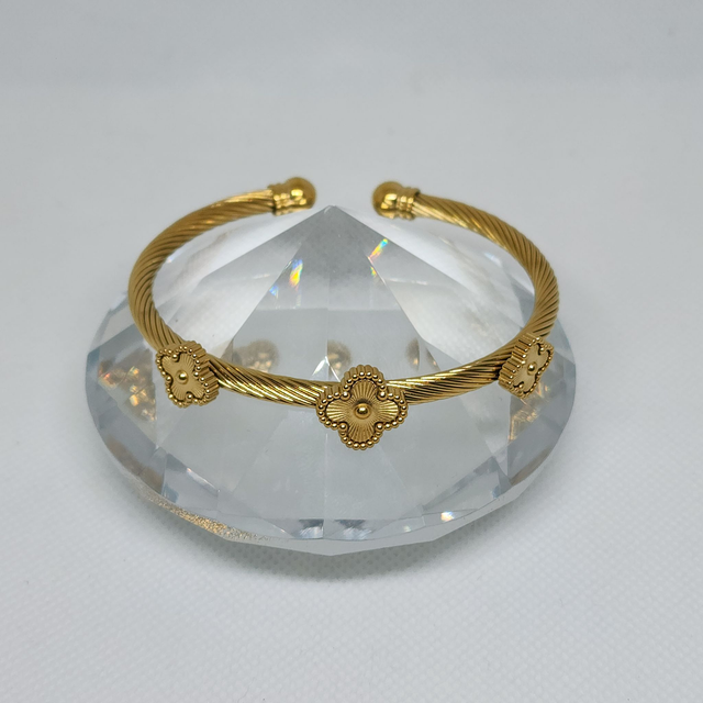 Bracelete Dourado Multi Trevo em Aço Inoxidável