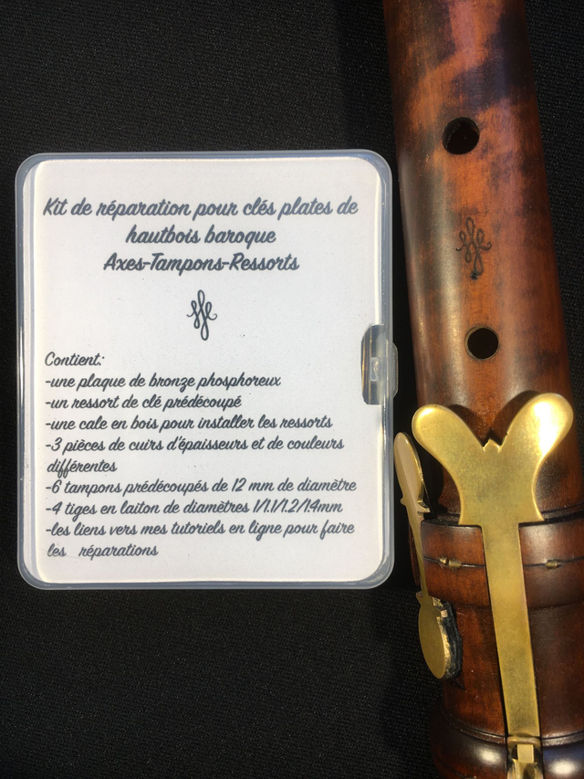 4 repair kits for baroque-type oboe flat keys: axes, pads and springs. 4 kits de réparation-Prix réduit!