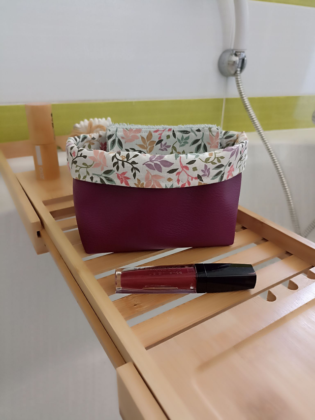 Ensemble panier avec lots de 8 lingettes et de 8 carrés visage - Sweety