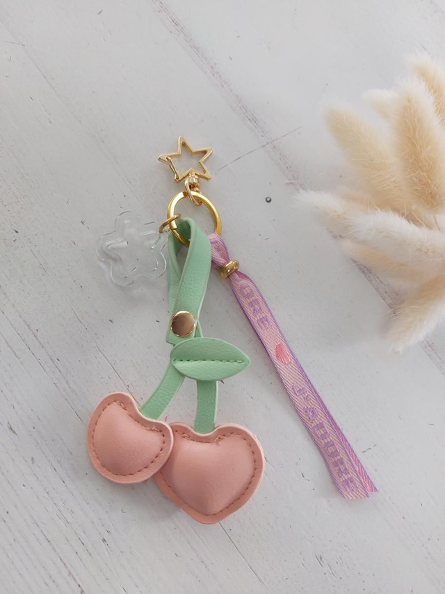 Gris-gris Cerise et Etoile rose