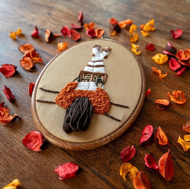 Broderie - la Lectrice -