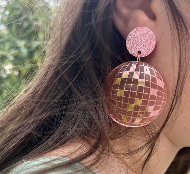 Boucles d’oreilles boule à facettes 