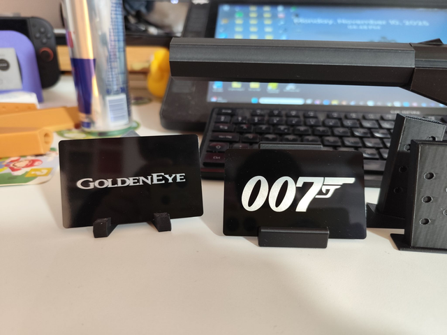 Collector Goldeneye PP7 réplique