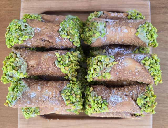 Cannoli Pistazie